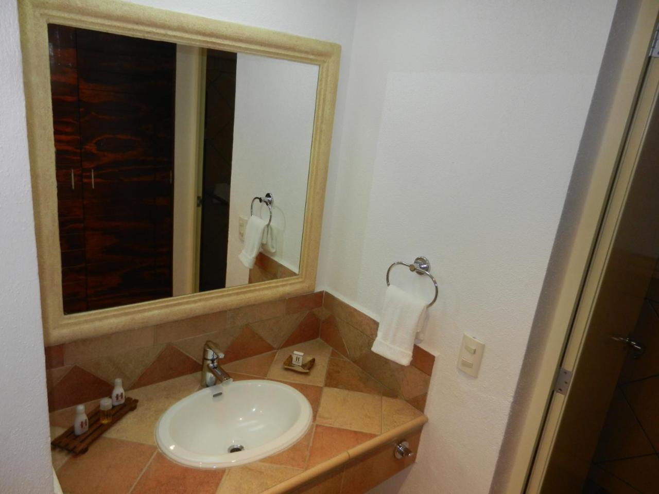 Hotel 9 Manantiales チグナワパン エクステリア 写真